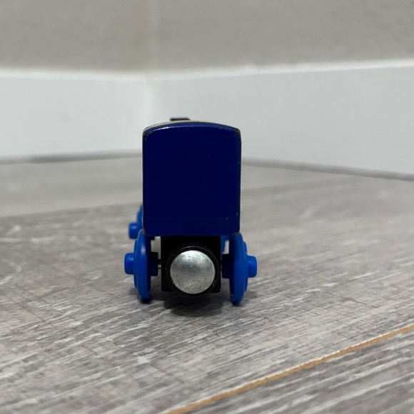 Wooden Ben - Blue - Picture 4 of 8